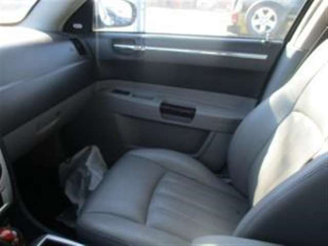 2007 Chrysler 300 AWD C 4dr Sedan